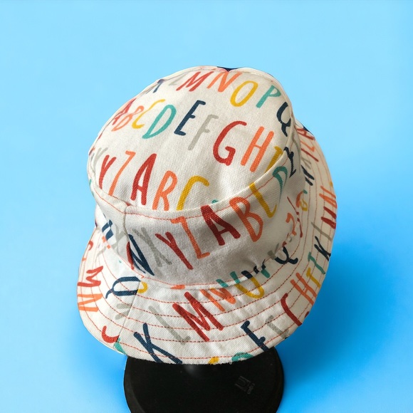 NWOT HANDMADE REVERSIBLE Canvas Child Bucket Hat Alphabet & Polka Dots 19-20.5” - Picture 3 of 8